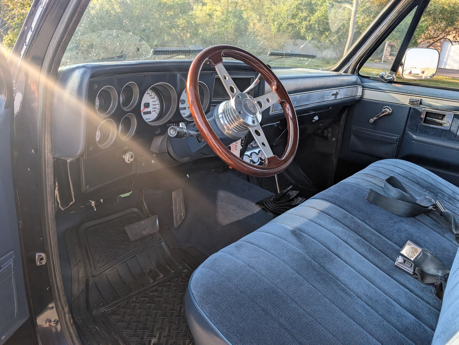 Chevrolet-K-20-1986-Pickup-Truck-15