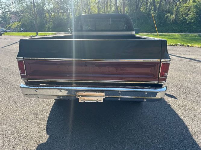 Chevrolet-K10-1979-Gray-1