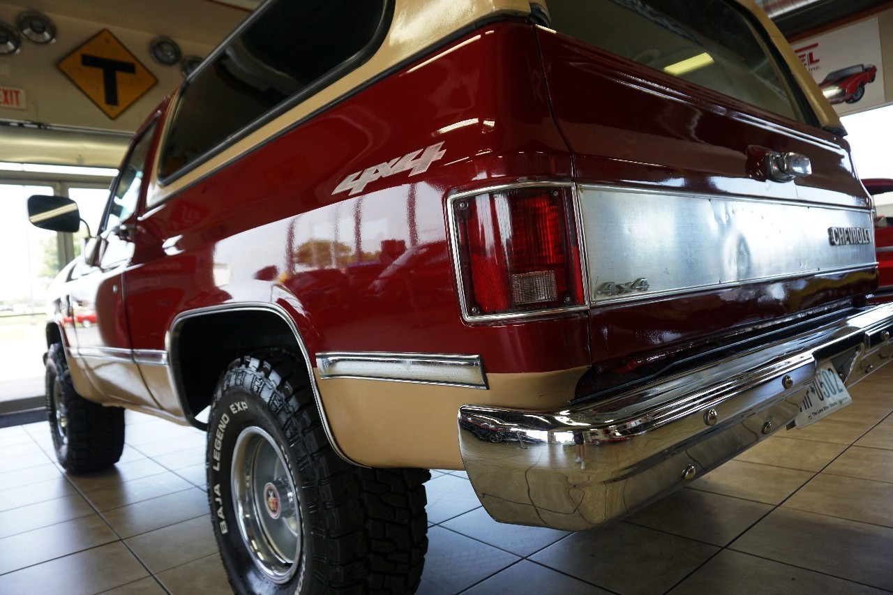 Chevrolet-K5-Blazer-1987-Classic-Car-15