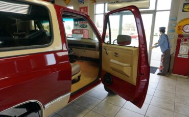 Chevrolet-K5-Blazer-1987-Classic-Car-23