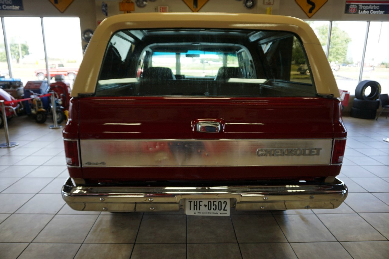 Chevrolet-K5-Blazer-1987-Classic-Car-5