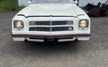 Chevrolet-Laguna-1975-Red-White-1