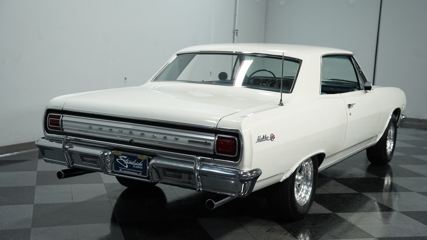 Chevrolet-Malibu-1965-Coupe-10