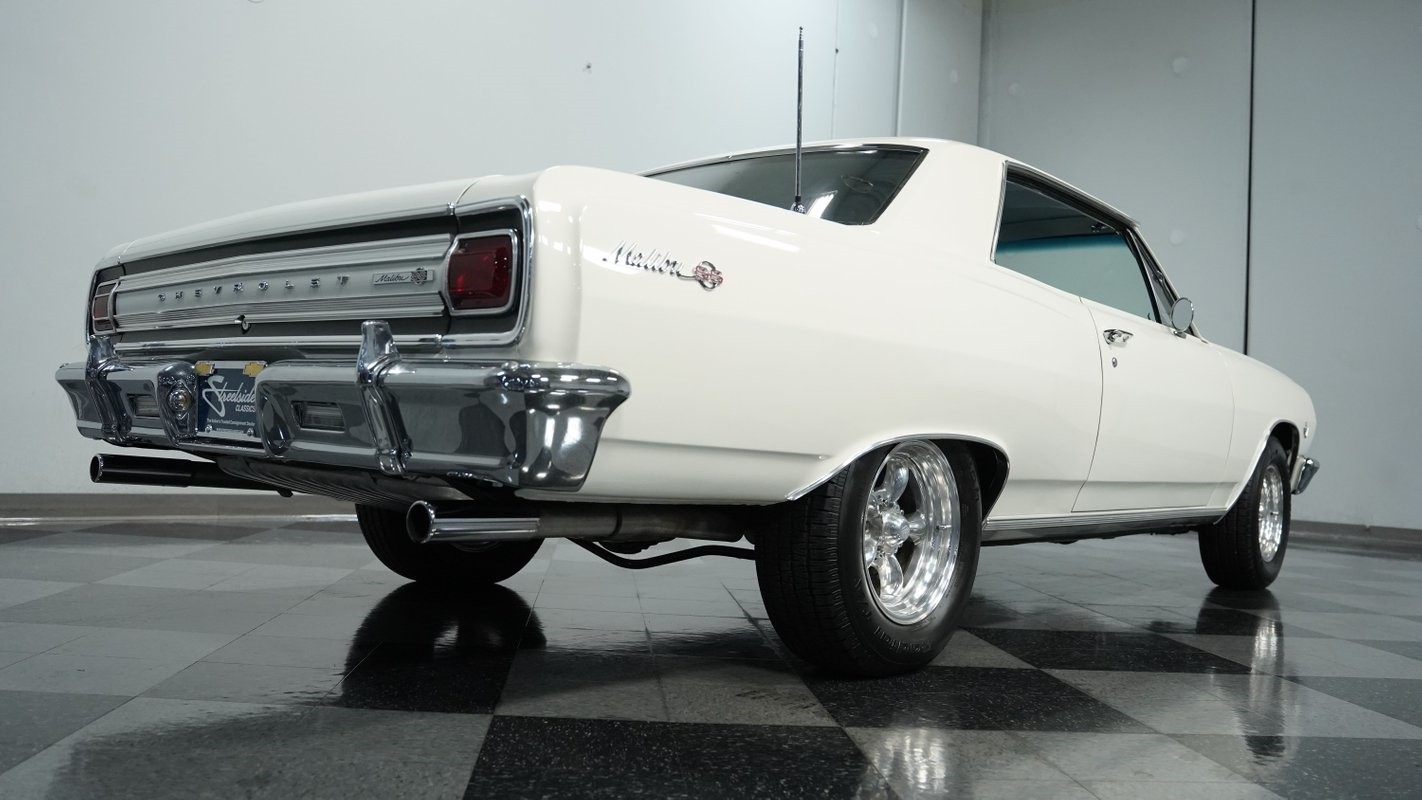 Chevrolet-Malibu-1965-Coupe-24