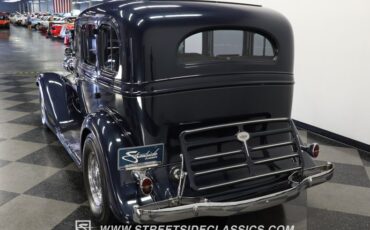 Chevrolet-Master-1933-Dark-Blue-Metallic-Gray-1