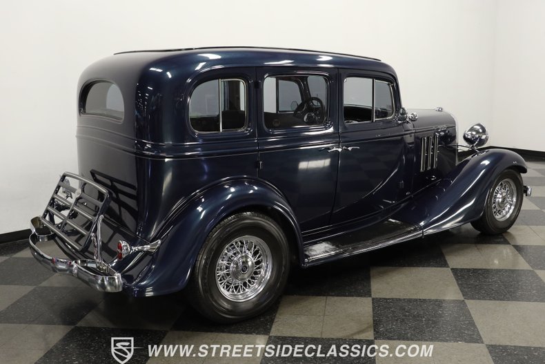 Chevrolet-Master-1933-Dark-Blue-Metallic-Gray-15