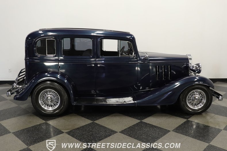 Chevrolet-Master-1933-Dark-Blue-Metallic-Gray-18