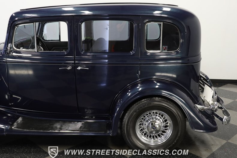 Chevrolet-Master-1933-Dark-Blue-Metallic-Gray-29