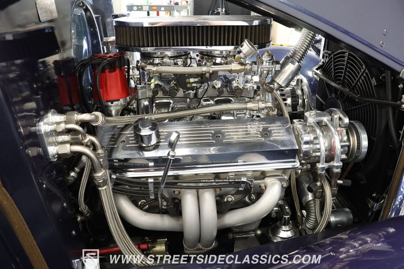 Chevrolet-Master-1933-Dark-Blue-Metallic-Gray-35