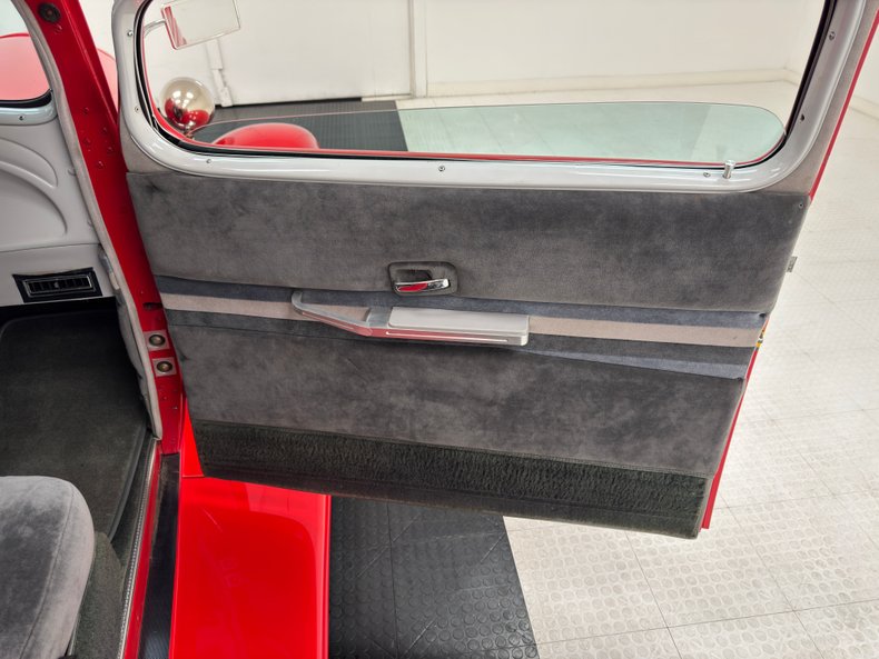 Chevrolet-Master-1934-Flame-Red-Gray-31