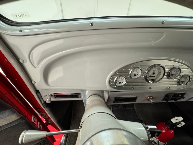 Chevrolet-Master-1934-Flame-Red-Gray-37
