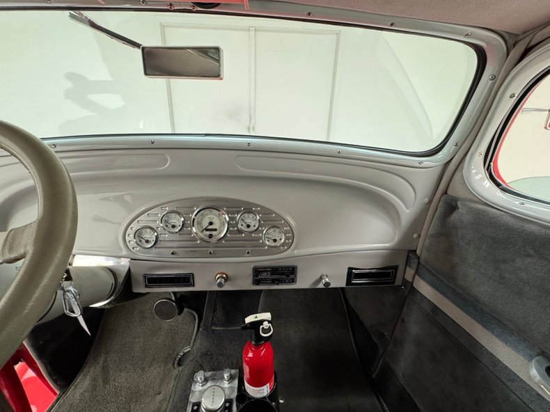 Chevrolet-Master-1934-Flame-Red-Gray-38