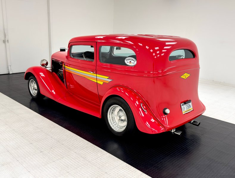 Chevrolet-Master-1934-Flame-Red-Gray-9