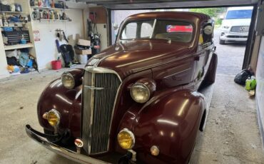 Chevrolet-Master-1937-Burgundy-Beige-13