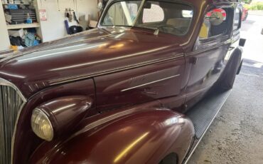 Chevrolet-Master-1937-Burgundy-Beige