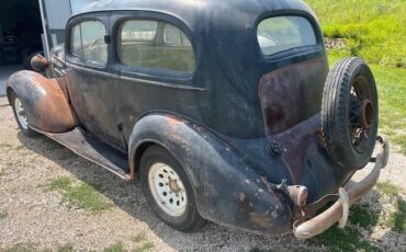 Chevrolet-Master-Coach-1935-Couch-1