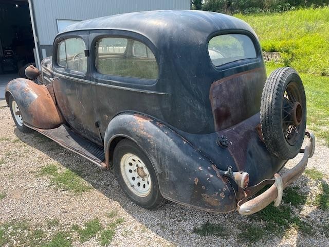 Chevrolet-Master-Coach-1935-Couch-1