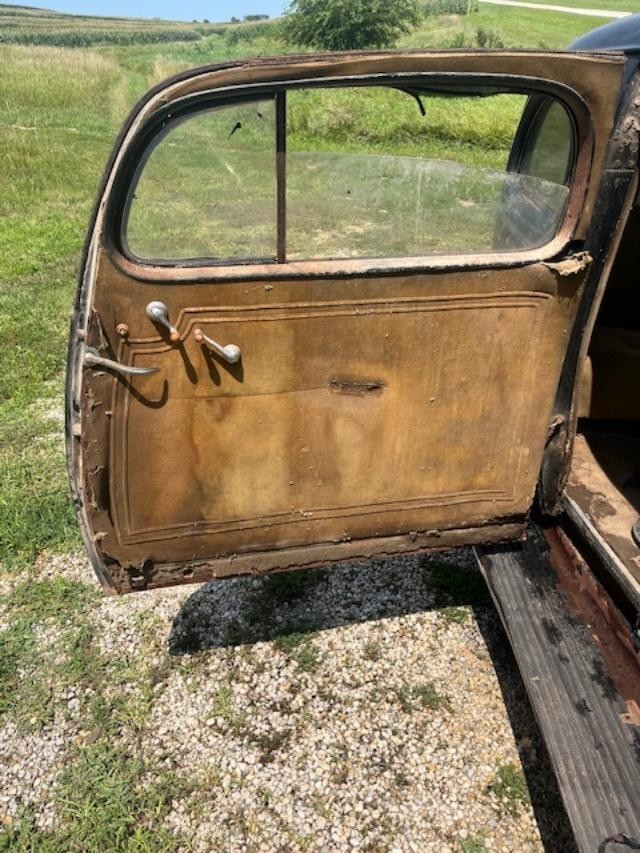 Chevrolet-Master-Coach-1935-Couch-14