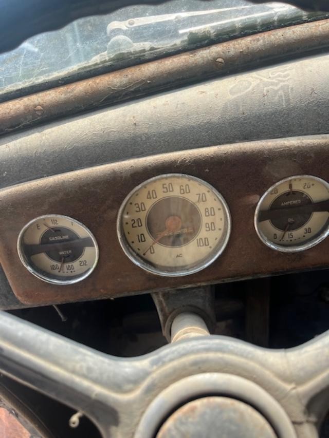Chevrolet-Master-Coach-1935-Couch-16
