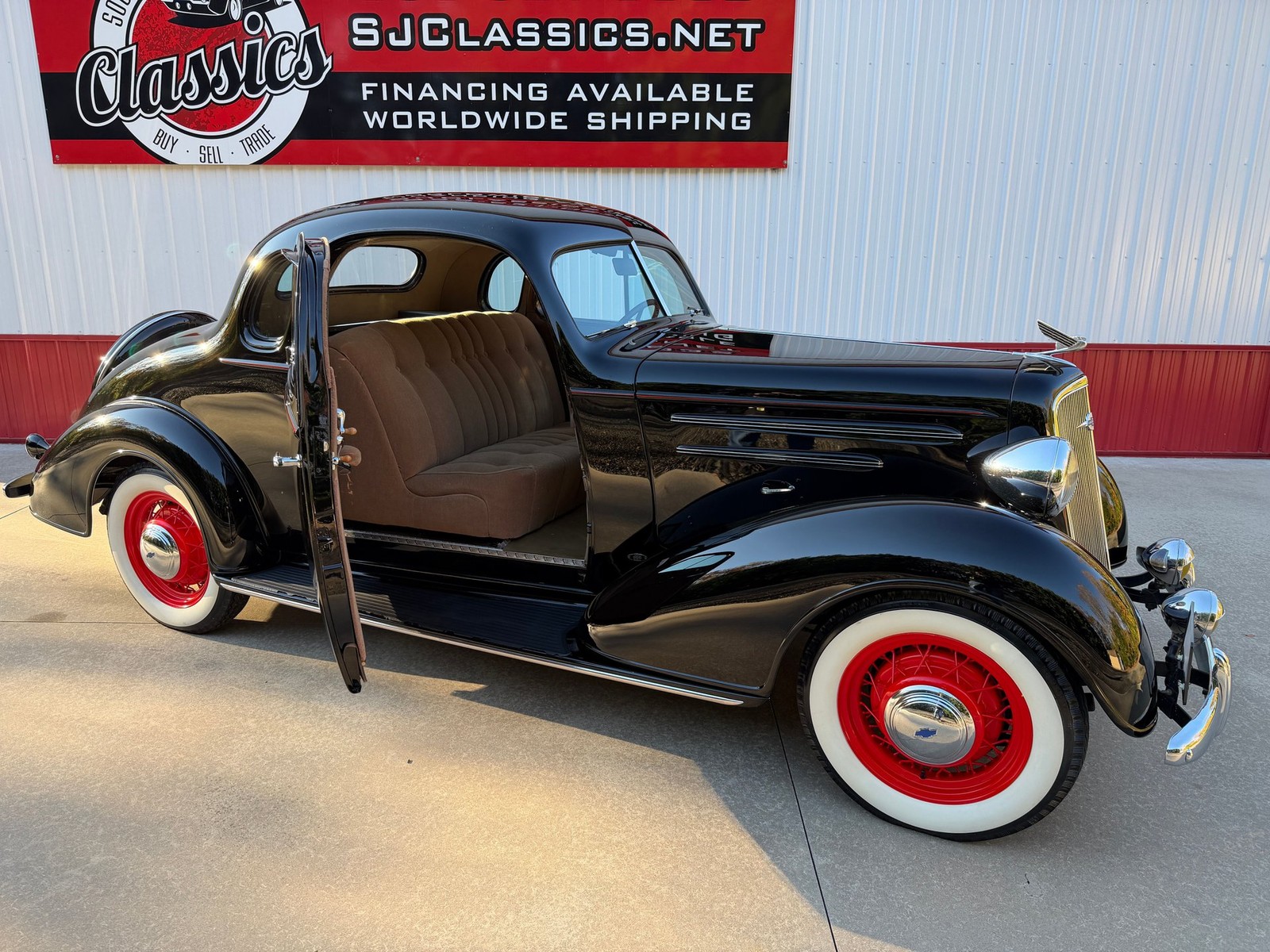 Chevrolet-Master-Deluxe-1935-Coupe-4