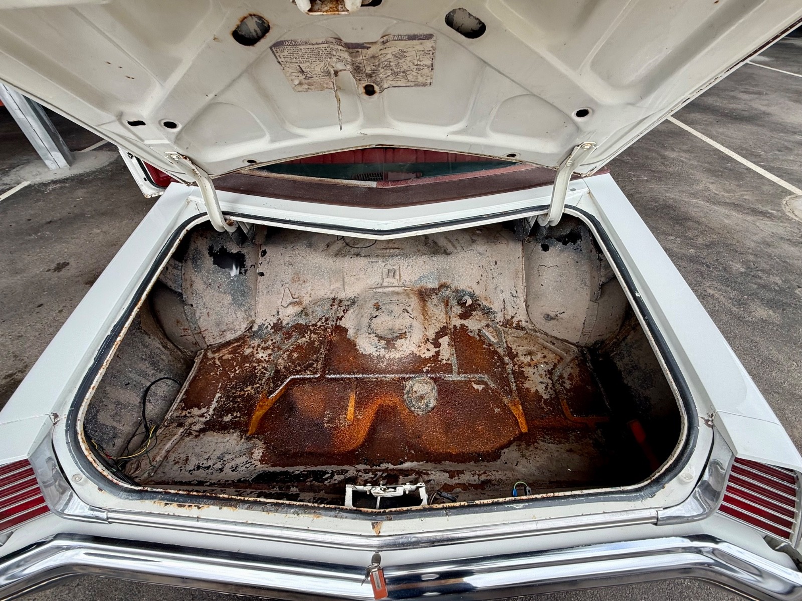 Chevrolet-Monte-Carlo-1973-19