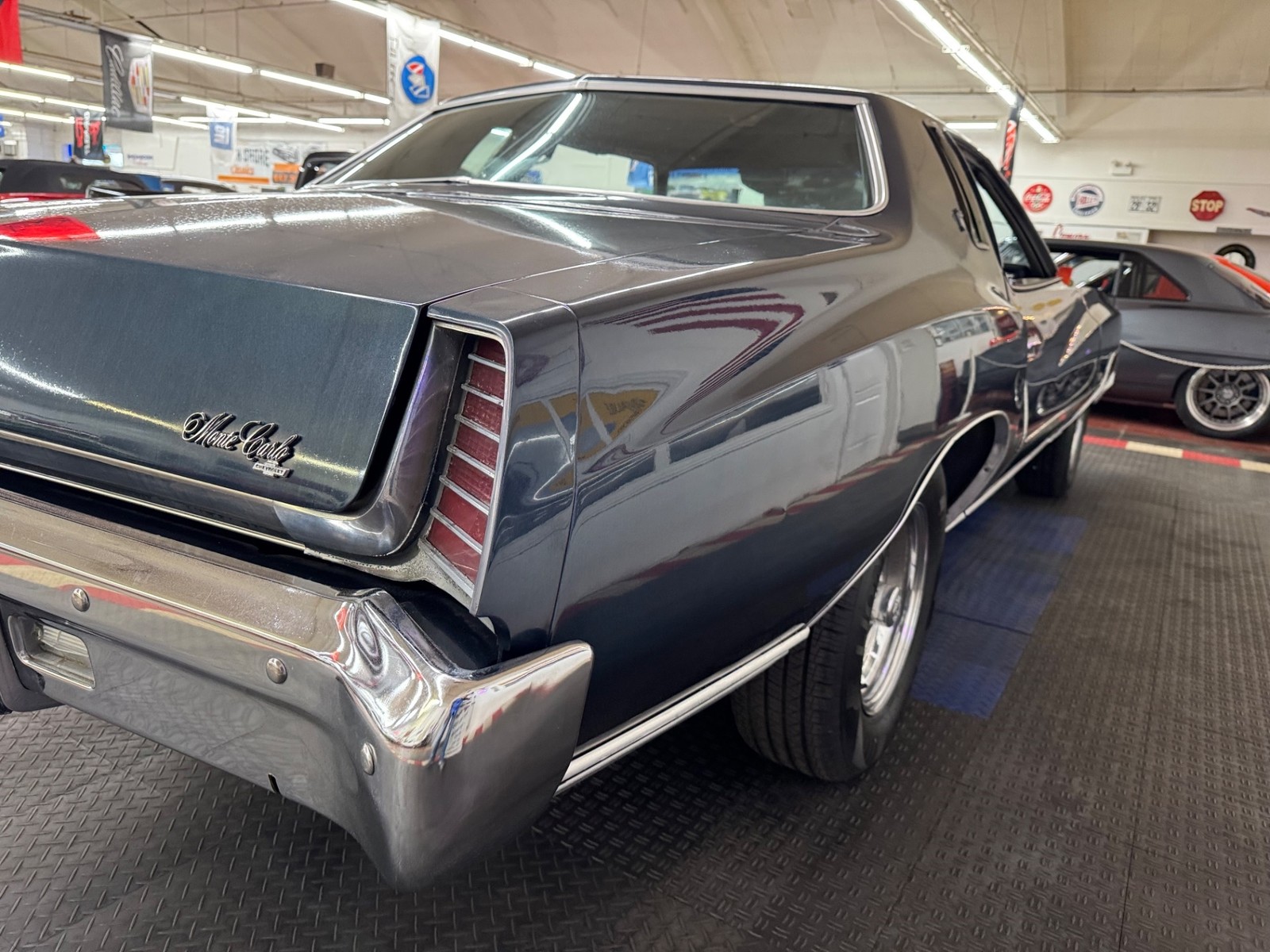 Chevrolet-Monte-Carlo-1973-27