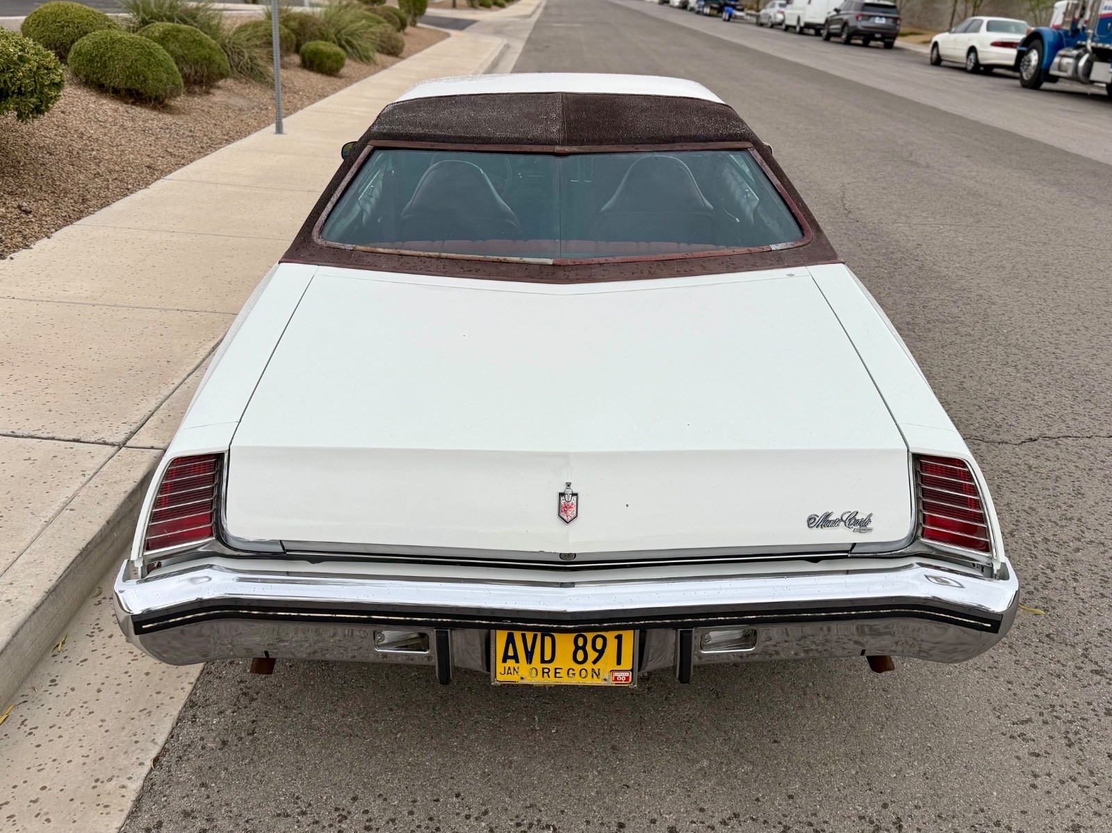Chevrolet-Monte-Carlo-1973-4