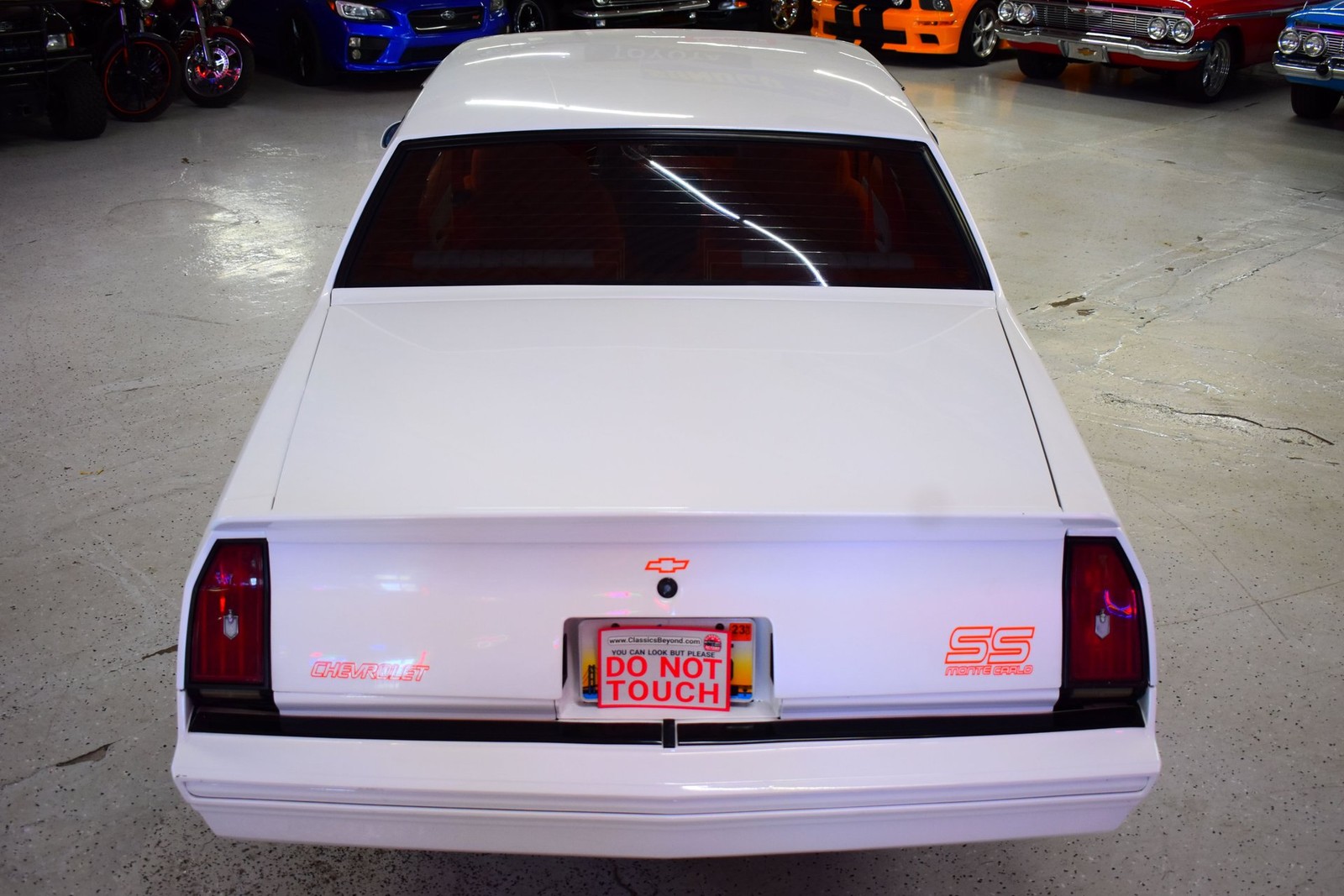 Chevrolet-Monte-Carlo-1986-12