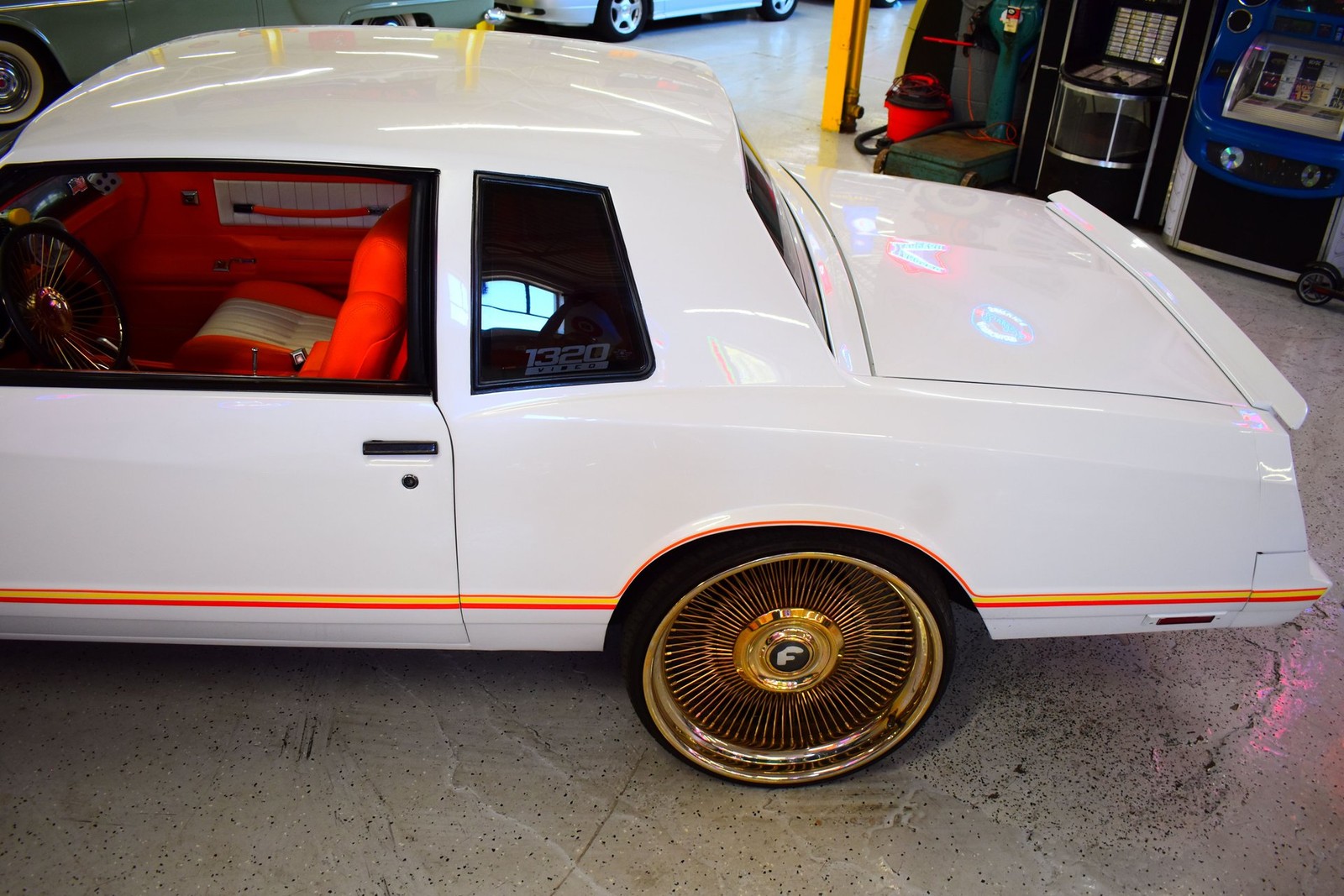 Chevrolet-Monte-Carlo-1986-18