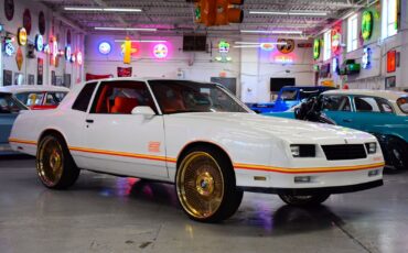Chevrolet-Monte-Carlo-1986