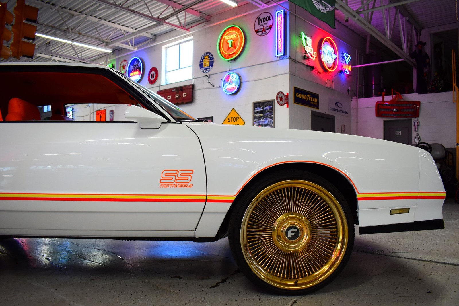 Chevrolet-Monte-Carlo-1986-7