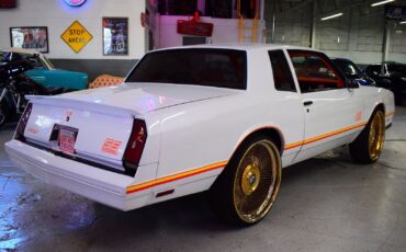 Chevrolet-Monte-Carlo-1986-8
