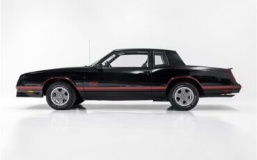 Chevrolet-Monte-Carlo-1987-2dr-Car-16