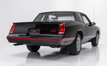 Chevrolet-Monte-Carlo-1987-2dr-Car-34