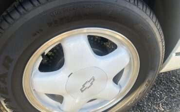 Chevrolet-Monte-Carlo-1995-18