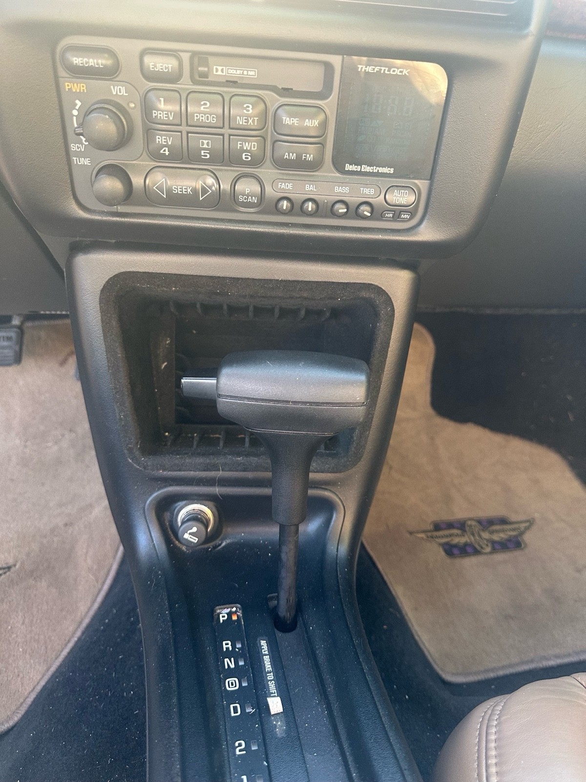 Chevrolet-Monte-Carlo-1995-27