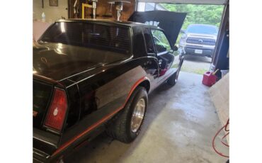 Chevrolet-Monte-carlo-ss-1985-Black-Grey-2