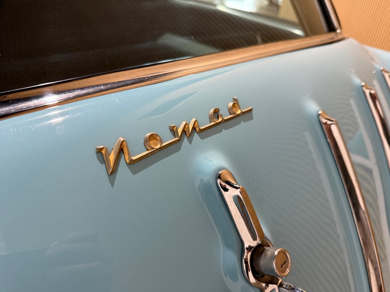 Chevrolet-Nomad-1955-Classic-Car-16
