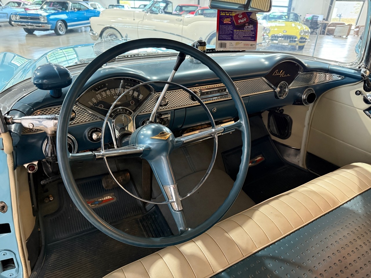Chevrolet-Nomad-1955-Classic-Car-28