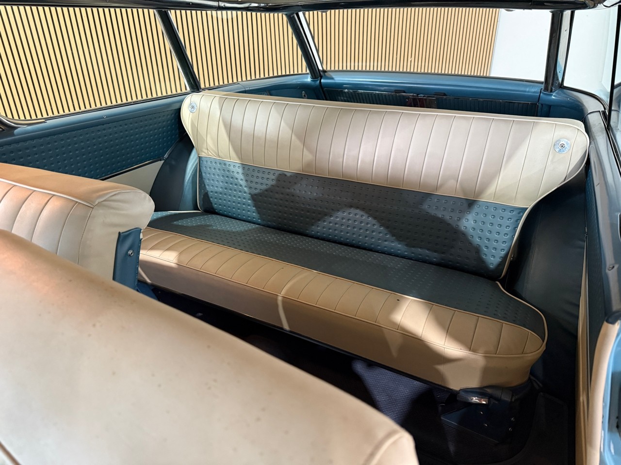 Chevrolet-Nomad-1955-Classic-Car-29