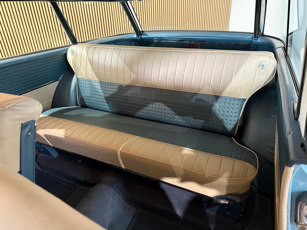 Chevrolet-Nomad-1955-Classic-Car-31