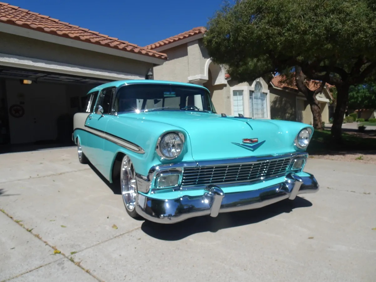 Chevrolet-Nomad-1956-Teal-Cream-3