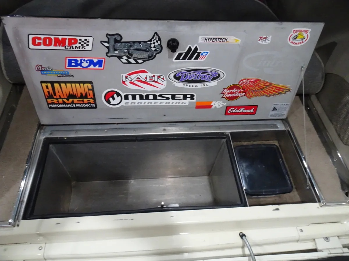 Chevrolet-Nomad-1956-Teal-Cream-6