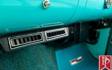 Chevrolet-Nomad-1956-Wagon-24