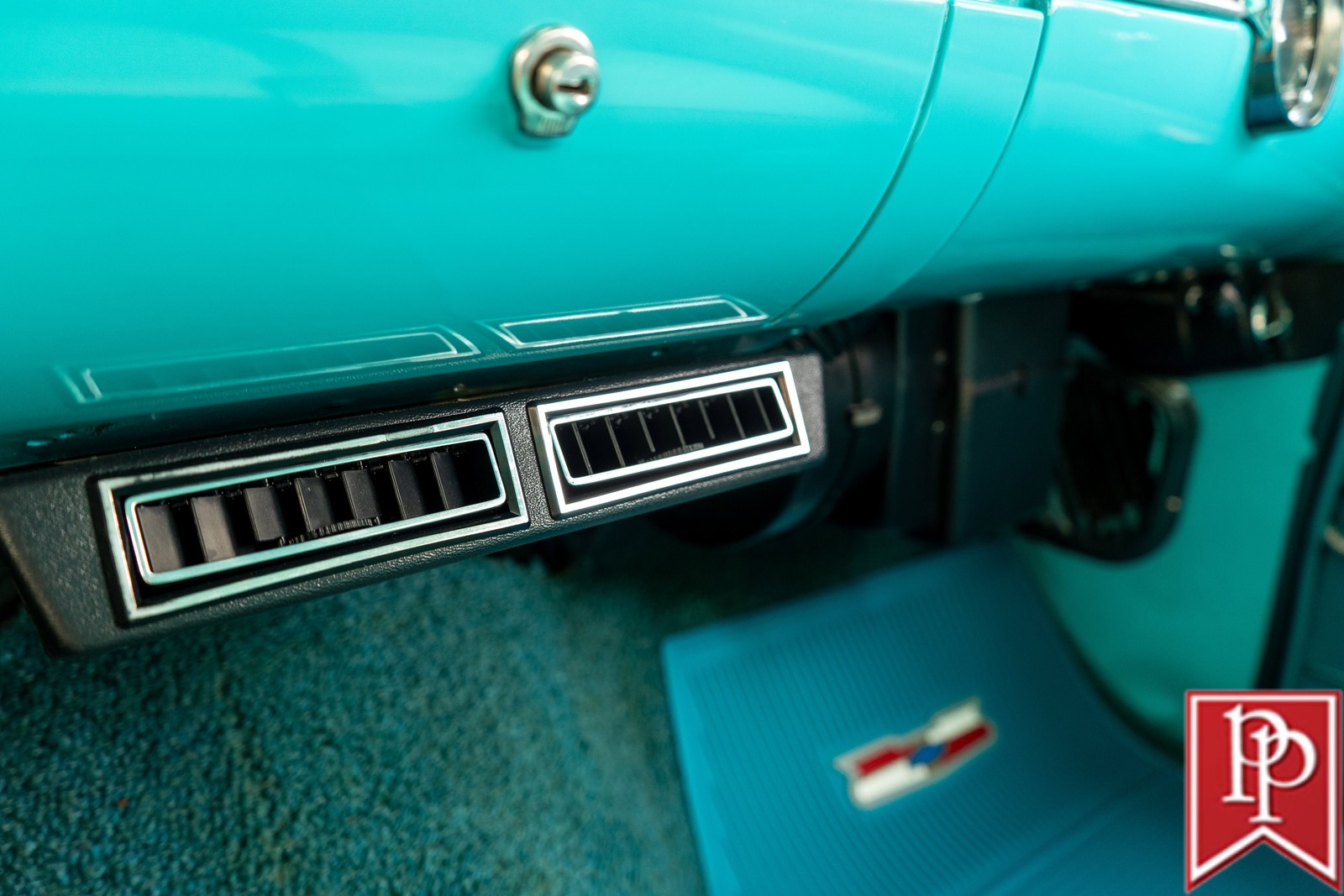 Chevrolet-Nomad-1956-Wagon-24