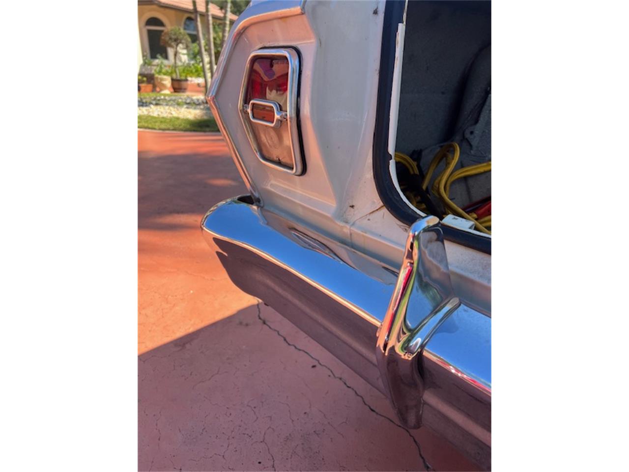 Chevrolet-Nova-1964-Pearl-White-Vintage-Green-26