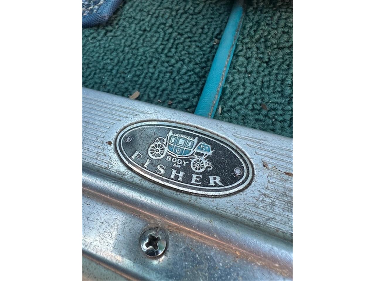 Chevrolet-Nova-1964-Pearl-White-Vintage-Green-31