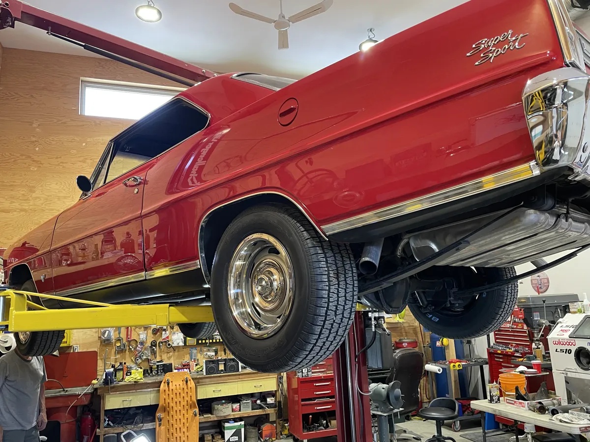 Chevrolet-Nova-1967-Red-Black-4