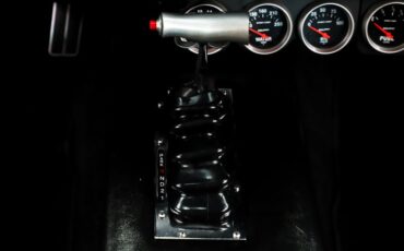 Chevrolet-Nova-1969-Coral-Black-3