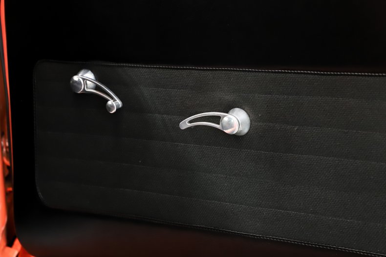 Chevrolet-Nova-1969-Coral-Black-37